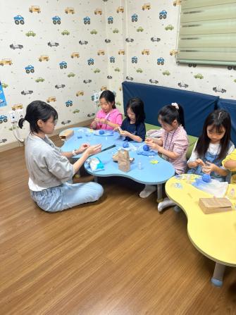 10월 도서관다녀오겠습니다 프로그램 이미지